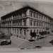 Fondato nel 1872 come Regio istituto tecnico allinterno di Palazzo De Gemmis, dopo vari spostamenti trov spazio nel 1930 in corso Cavour 249. Divenne quindi scuola per geometri e ragionieri, prendendo il nome di Giulio Cesare in sostituzione del precedente Pitagora